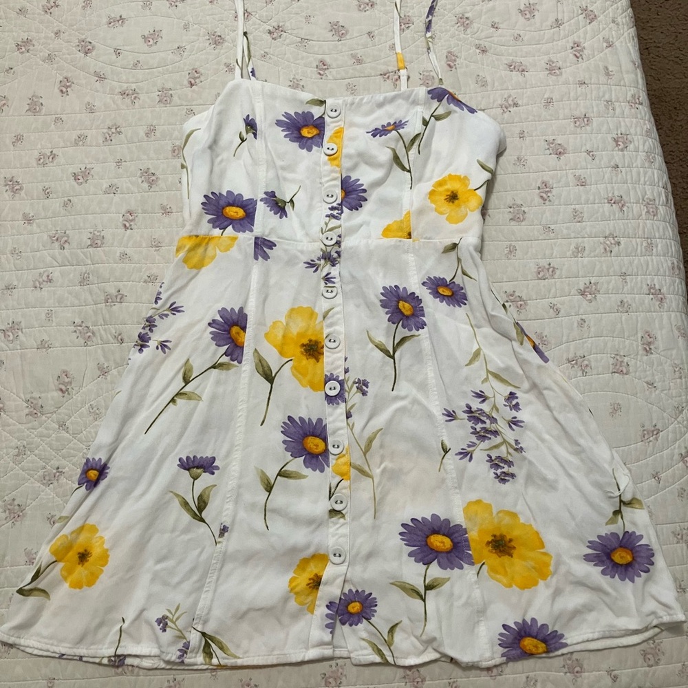 Forever 21 Yellow and White Spaghetti Strap Sundress